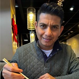 Meet your Posher, Victor